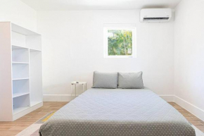 1 Bedroom Apartment El Portal #7